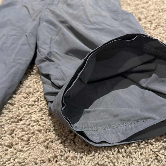 Columbia youth gray sz Medium (10/12) zip-off Omni Shade performance pants - Picture 6 of 14